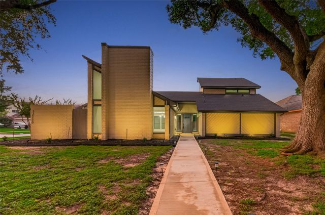 12530 Olympia Drive, Houston, TX 77077