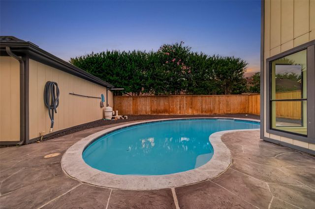 12530 Olympia Drive, Houston, TX 77077