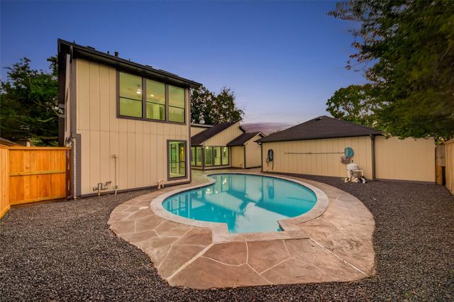 12530 Olympia Drive, Houston, TX 77077