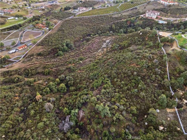 21903 Los Robles, Murrieta, CA 92562