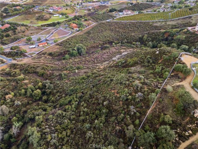 21903 Los Robles, Murrieta, CA 92562