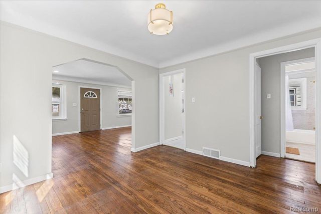 18946 Beland Street, Detroit, MI 48234