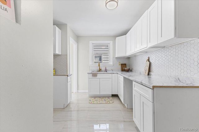 18946 Beland Street, Detroit, MI 48234