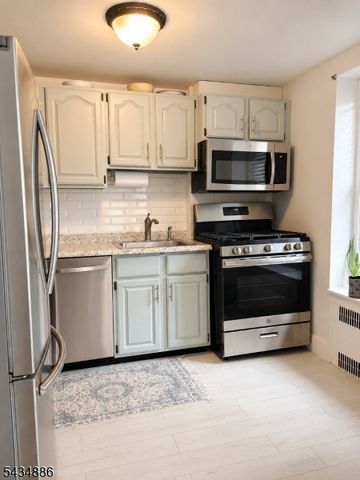 100 Prospect Ave H, Hackensack City, NJ 07601