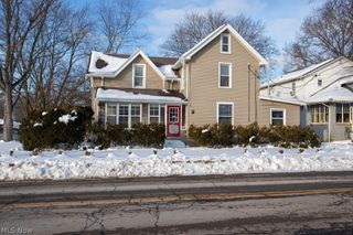 18 E Salem Street, Columbiana, OH 44408