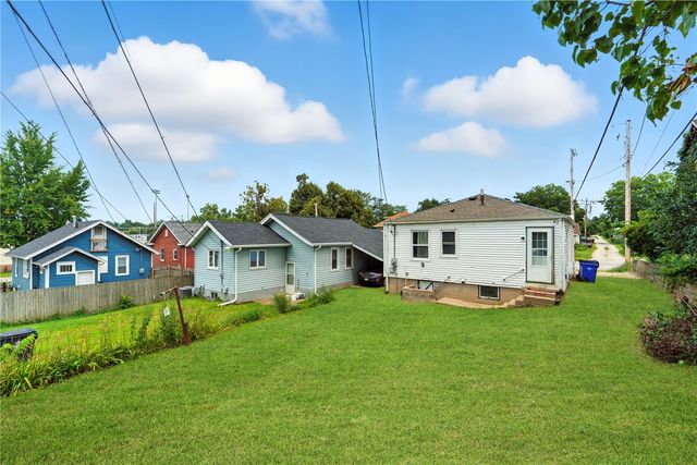 517 18Th St, Cedar Rapids, IA 52402