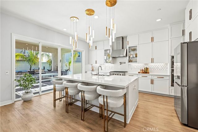 28618 Bloom, Saugus, CA 91350