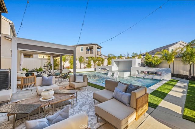 28618 Bloom, Saugus, CA 91350