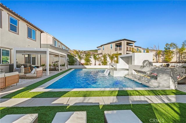 28618 Bloom, Saugus, CA 91350