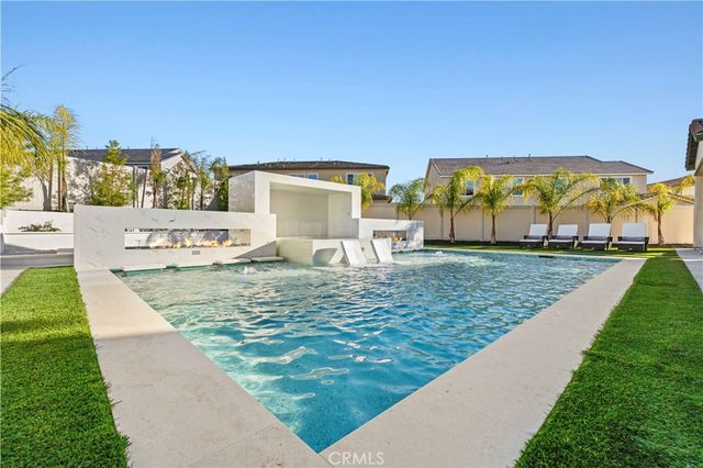 28618 Bloom, Saugus, CA 91350