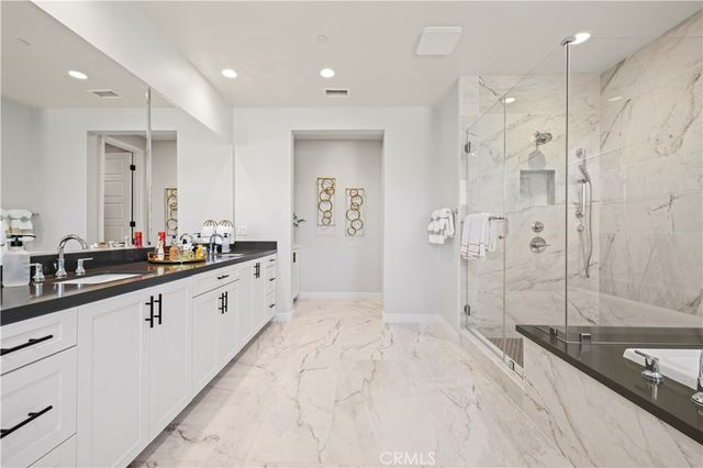 28618 Bloom, Saugus, CA 91350