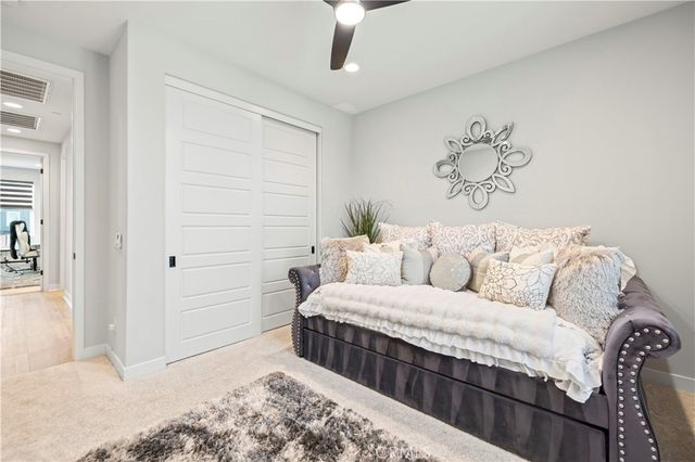 28618 Bloom, Saugus, CA 91350