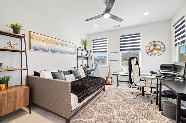 28618 Bloom, Saugus, CA 91350