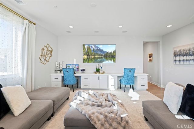 28618 Bloom, Saugus, CA 91350