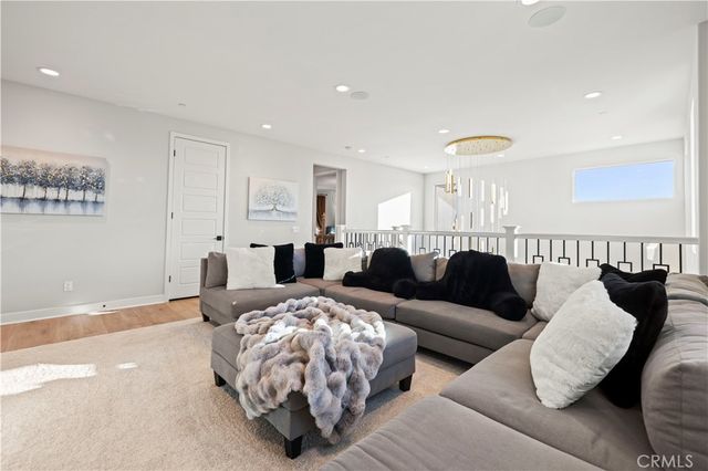 28618 Bloom, Saugus, CA 91350