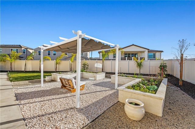 28618 Bloom, Saugus, CA 91350