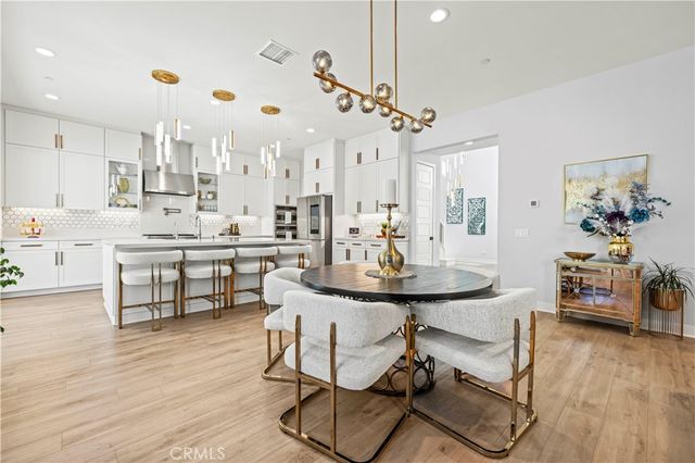 28618 Bloom, Saugus, CA 91350