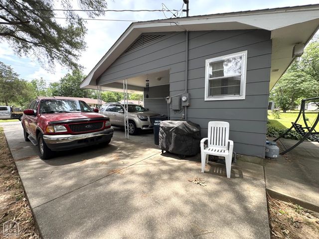 792 E Miller Street, Piggott, AR 72454