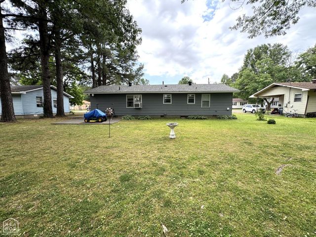 792 E Miller Street, Piggott, AR 72454