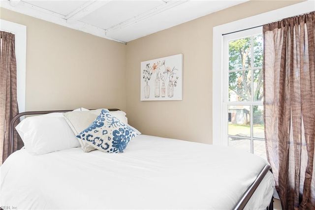328 Main ST, Smithfield, VA 23430
