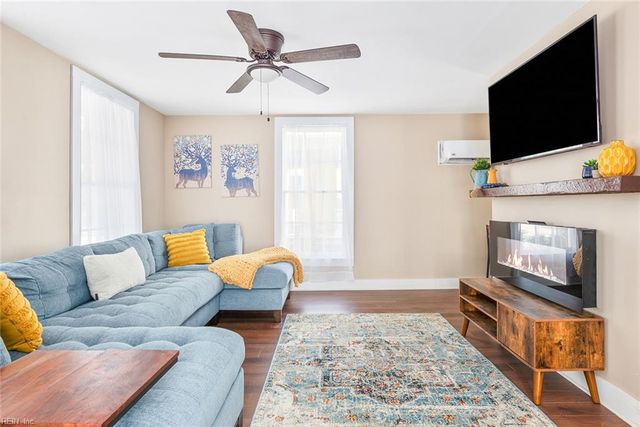 328 Main ST, Smithfield, VA 23430
