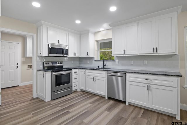 366 County Road 1740, Mt Pleasant, TX 75455