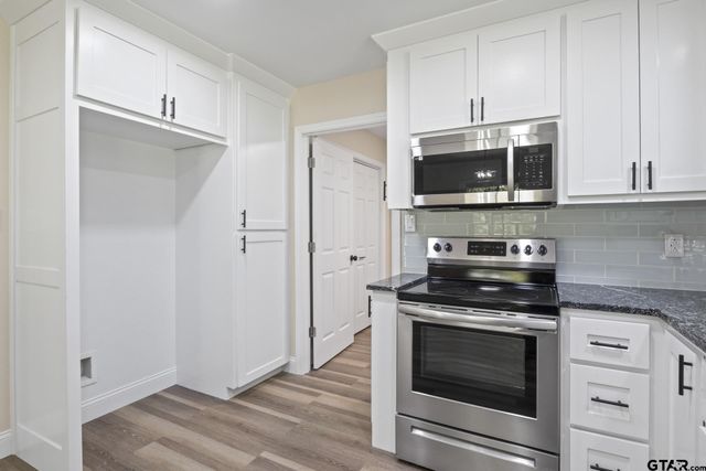 366 County Road 1740, Mt Pleasant, TX 75455