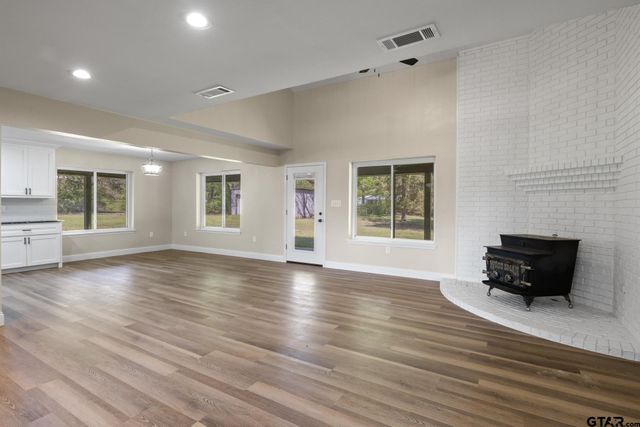 366 County Road 1740, Mt Pleasant, TX 75455