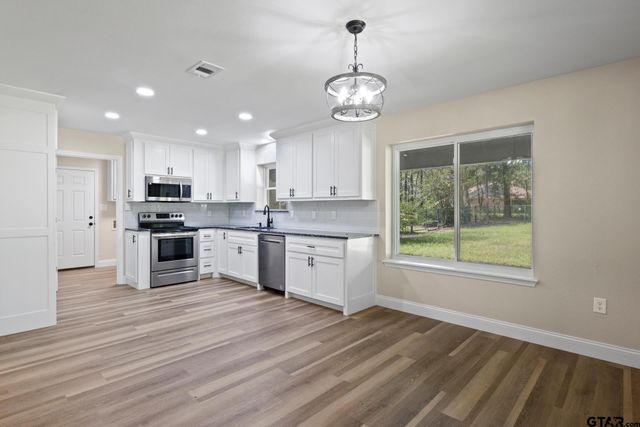 366 County Road 1740, Mt Pleasant, TX 75455