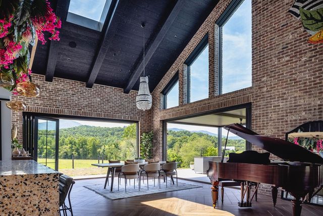 6343 Owltown Road, Blairsville, GA 30512
