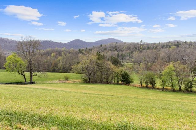 6343 Owltown Road, Blairsville, GA 30512