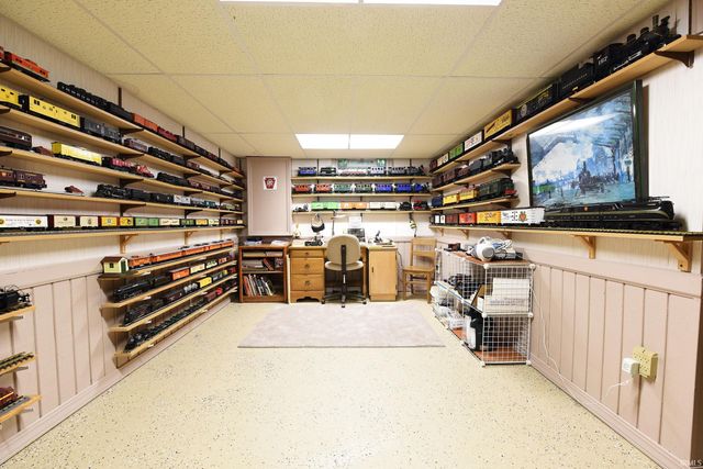 1306 Clayton Drive, South Bend, IN 46614