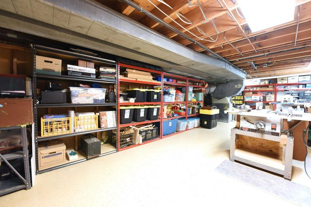 1306 Clayton Drive, South Bend, IN 46614