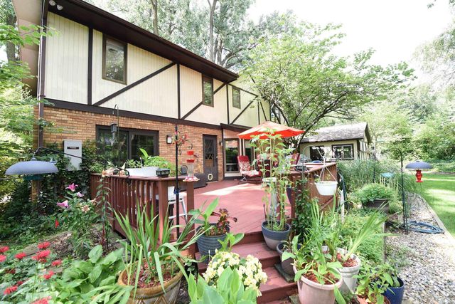 1306 Clayton Drive, South Bend, IN 46614