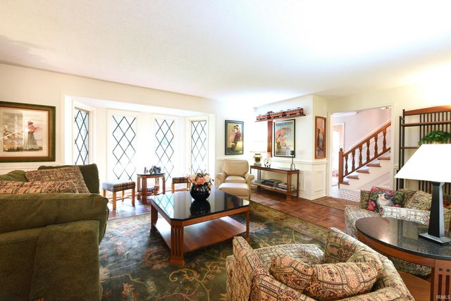 1306 Clayton Drive, South Bend, IN 46614
