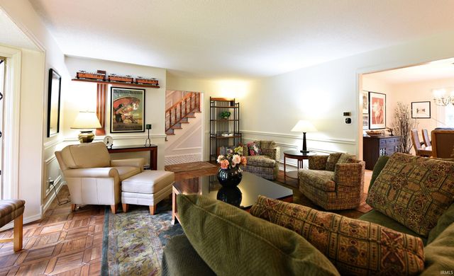 1306 Clayton Drive, South Bend, IN 46614