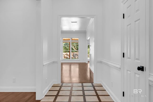 253 Blue Island Street, Fairhope, AL 36532