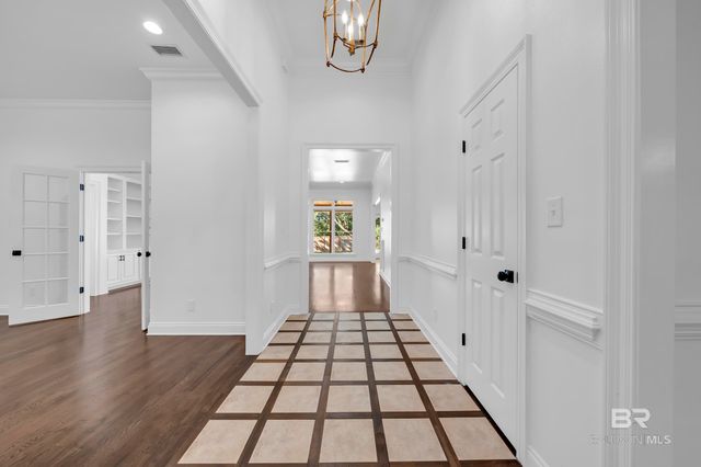 253 Blue Island Street, Fairhope, AL 36532