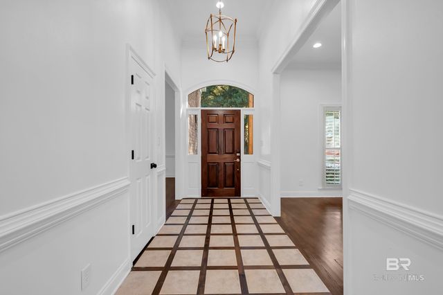 253 Blue Island Street, Fairhope, AL 36532