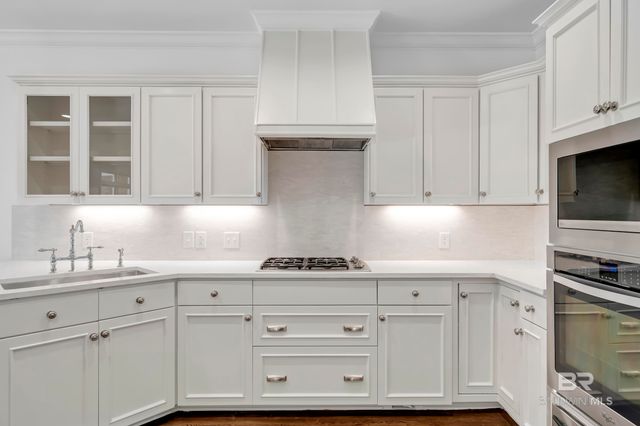 253 Blue Island Street, Fairhope, AL 36532