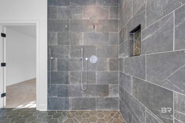 253 Blue Island Street, Fairhope, AL 36532