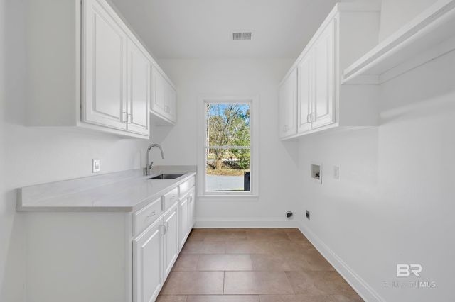 253 Blue Island Street, Fairhope, AL 36532