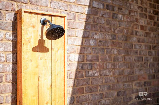 253 Blue Island Street, Fairhope, AL 36532