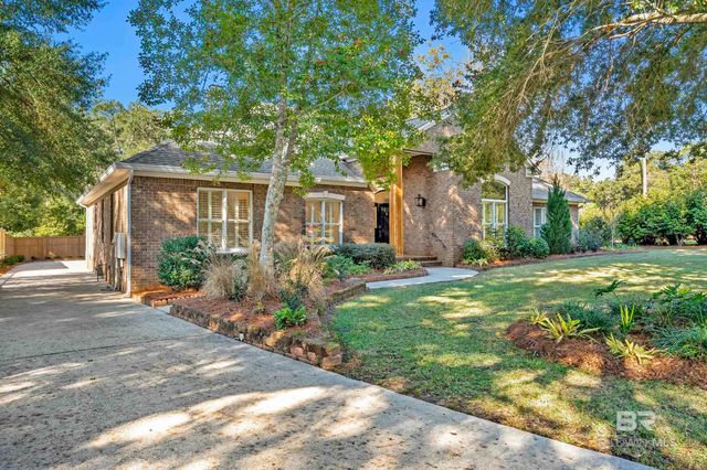 253 Blue Island Street, Fairhope, AL 36532