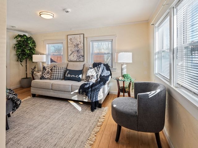 372 Litchfield St, Leominster, MA 01453