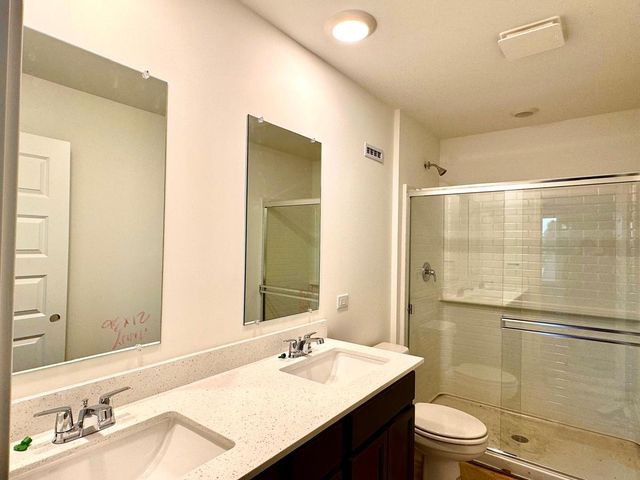 2136 Bodega Road 2136, Oswego, IL 60543