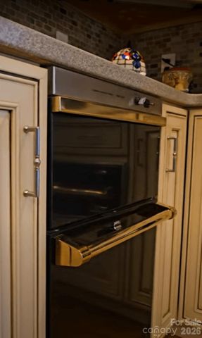 1307 Oakridge Farm Highway, Mooresville, NC 28115