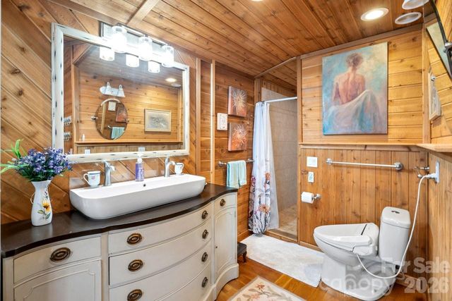 1307 Oakridge Farm Highway, Mooresville, NC 28115
