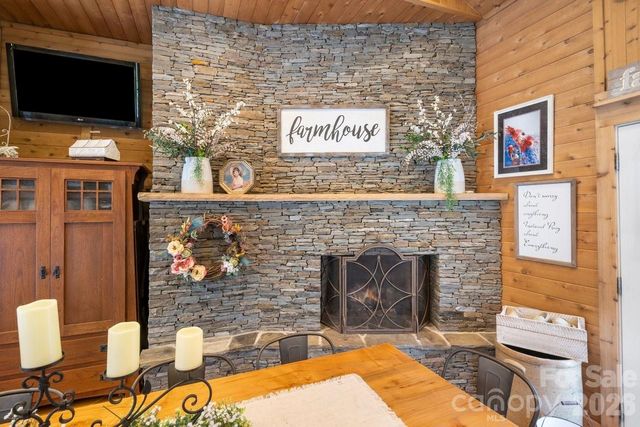 1307 Oakridge Farm Highway, Mooresville, NC 28115