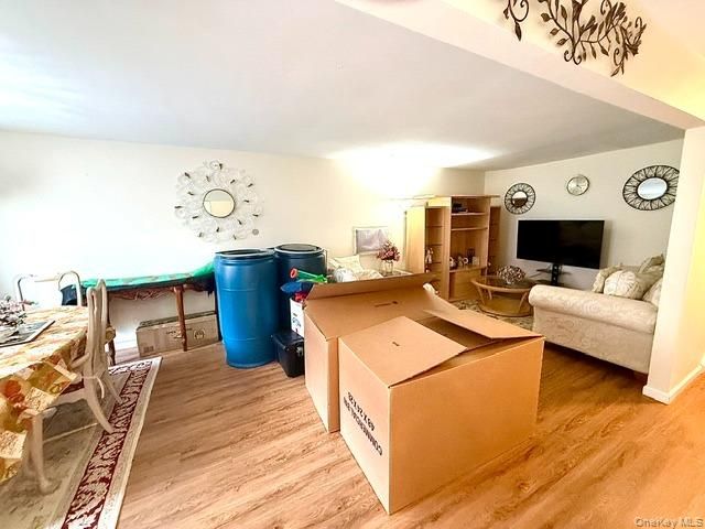 10 Oakwood Terrace 101, New Windsor, NY 12553